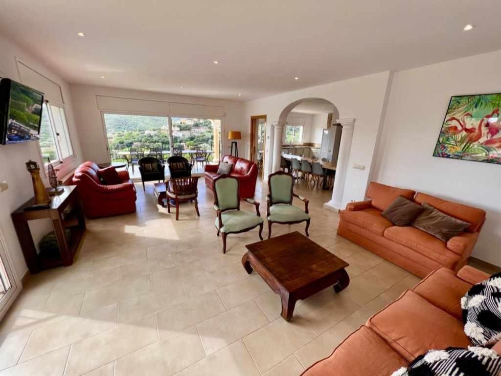Casa Mas Ambros Con Piscina Desbordante Βίλα Calonge  Εξωτερικό φωτογραφία