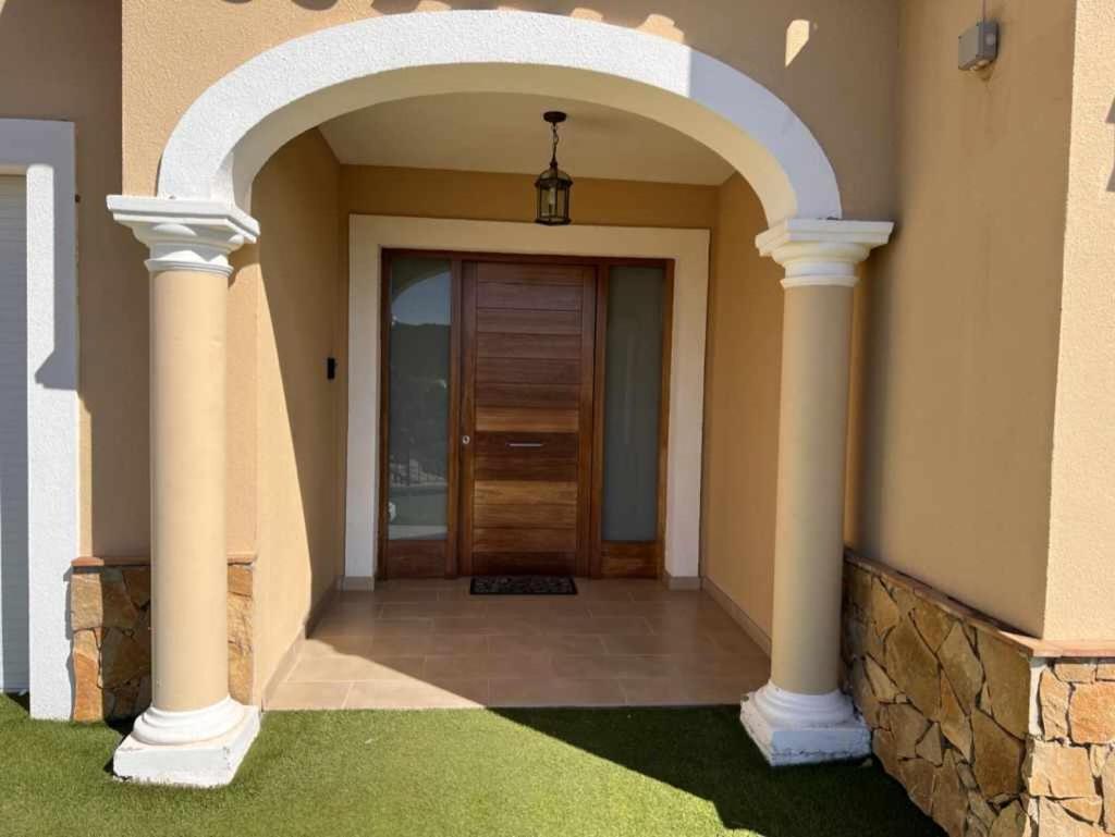 Casa Mas Ambros Con Piscina Desbordante Βίλα Calonge  Εξωτερικό φωτογραφία